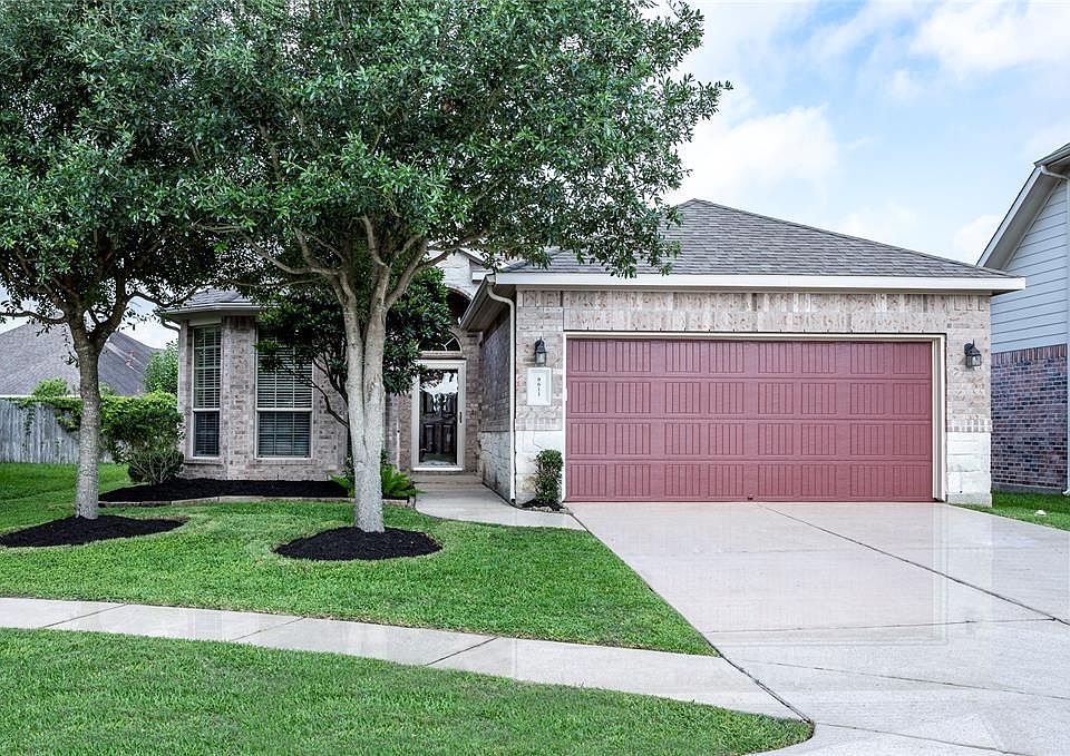 1st image of 8611 Debbie Terrace Dr