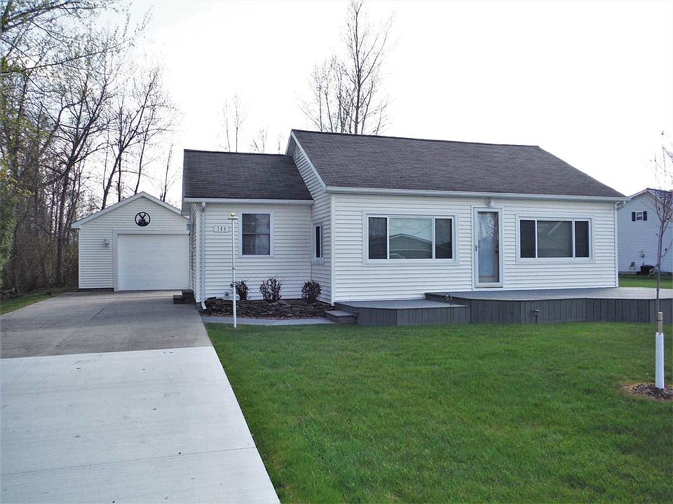 1st image of 749 Iroquois Ave