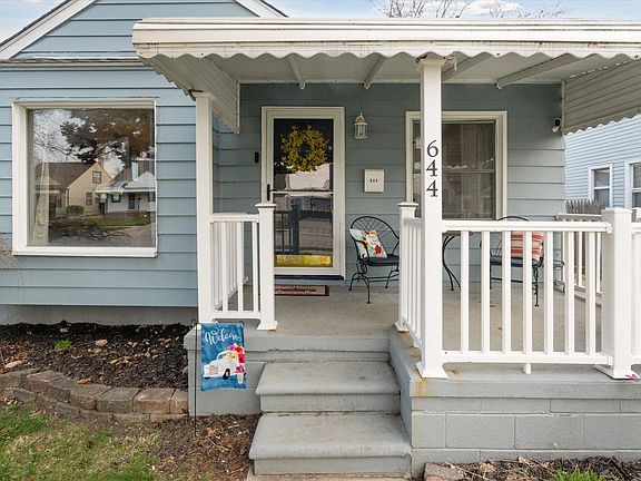 3rd image of 644 Capitol Ave