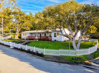 305 Stuart Ave, Pacific Grove, CA 93950