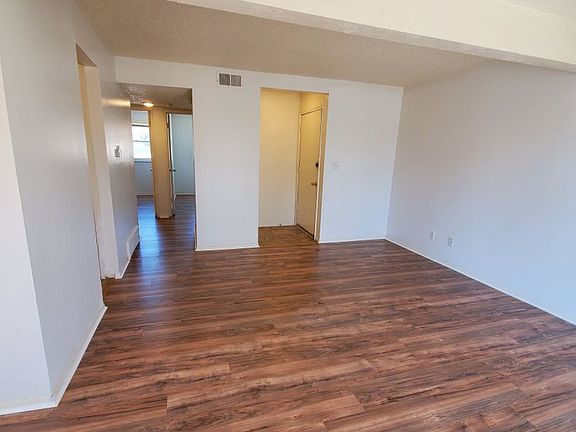 3rd image of 3301 Wood Ave APT 7