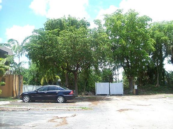 5th image of 1045 S Flagler Ave APT 716