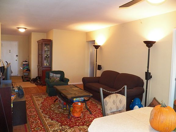 Newly Painted 2 Bedroom Co-op