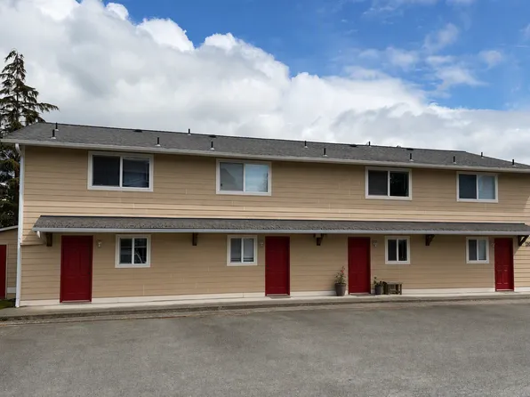 33rd Street, 1200, 1200 33rd St APT A, Anacortes, WA 98221