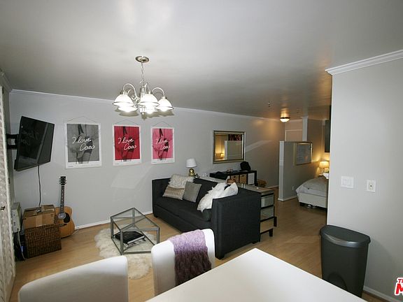 3rd image of 11645 Montana Ave APT 124