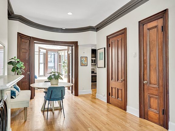 3rd image of 114 Appleton St APT 2