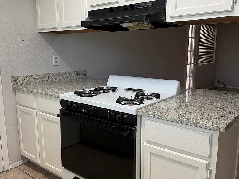 10616 Springwood Dr #A — Photo 3