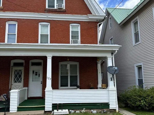127 W Broad St, Elizabethville, PA 17023