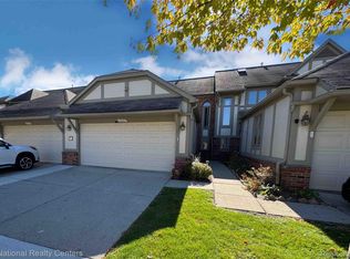 42285 Saratoga Cir, Canton, MI 48187