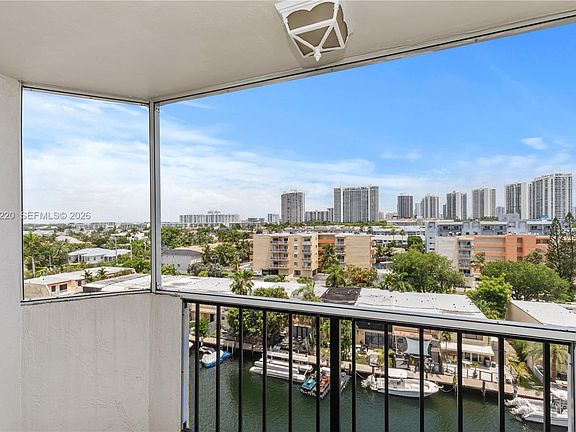 5th image of 3545 NE 166th St APT 805