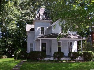126 Barnum Ave, Port Jefferson, NY 11777