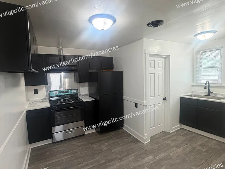 5035 Tod Ave — Photo 18