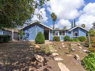 1002 Pepper Tree Ln, Fallbrook, CA 92028