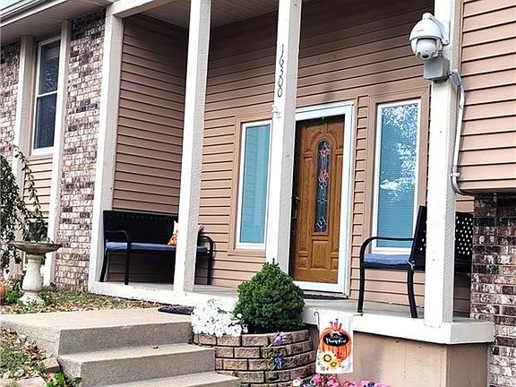 2nd image of 16300 E Cogan Dr