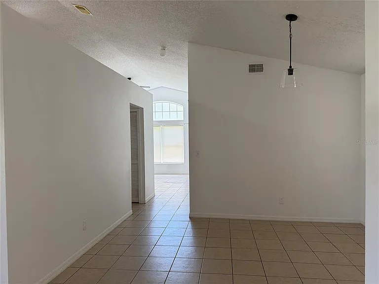 14601 Eagles Crossing Dr — Photo 12