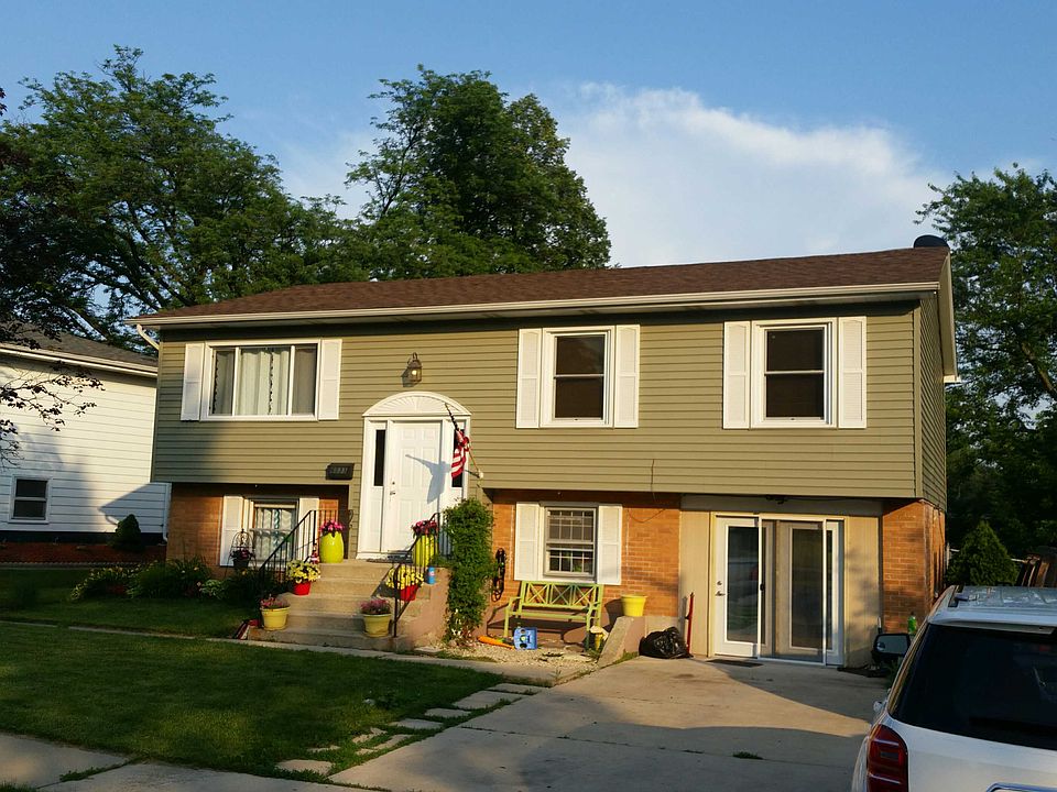 1st image of 6533 164th Pl