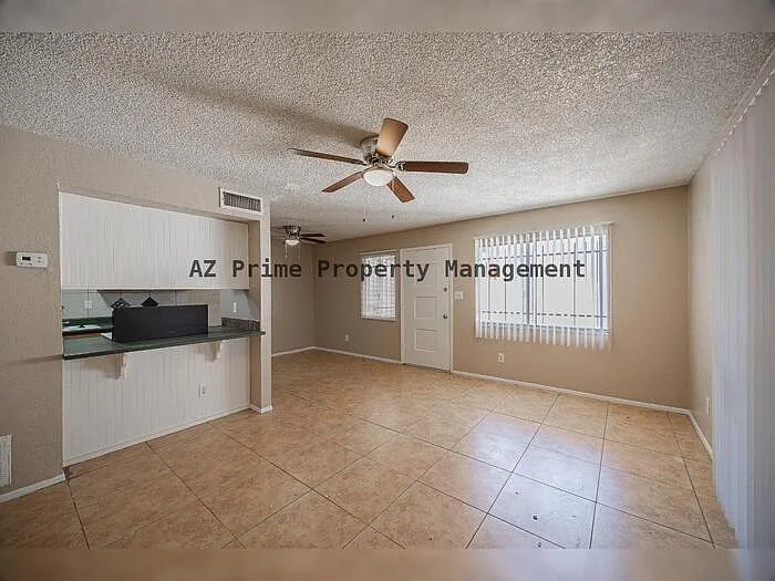 5214 N 42nd Pkwy — Photo 6