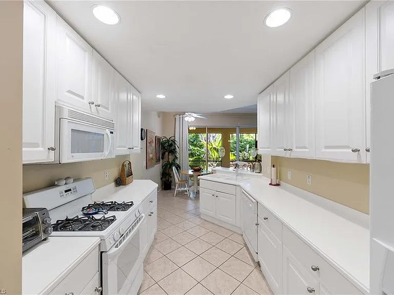 3955 Deer Crossing Ct #103 — Photo 15