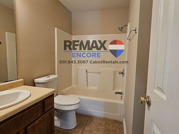 5th image of 409 North St #261642B7C