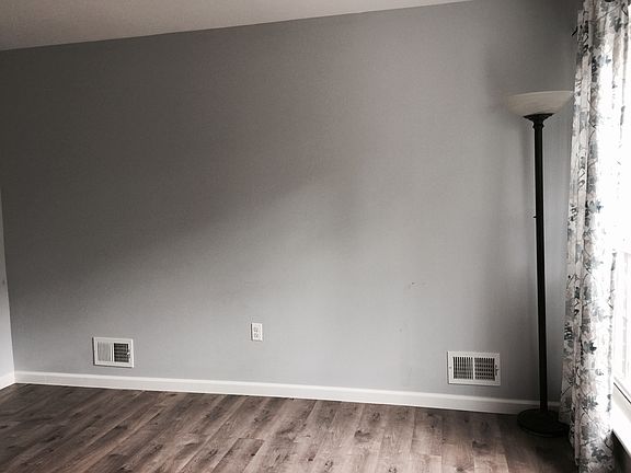 2nd image of 98 Callahan Ct #1