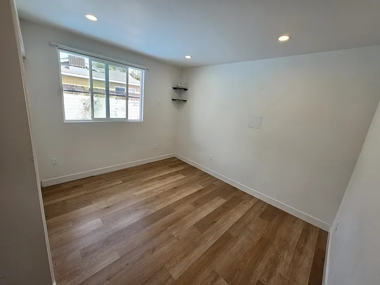 14929 Titus St #A — Photo 11