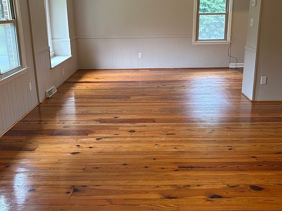 5th image of 2116 Upson Dr