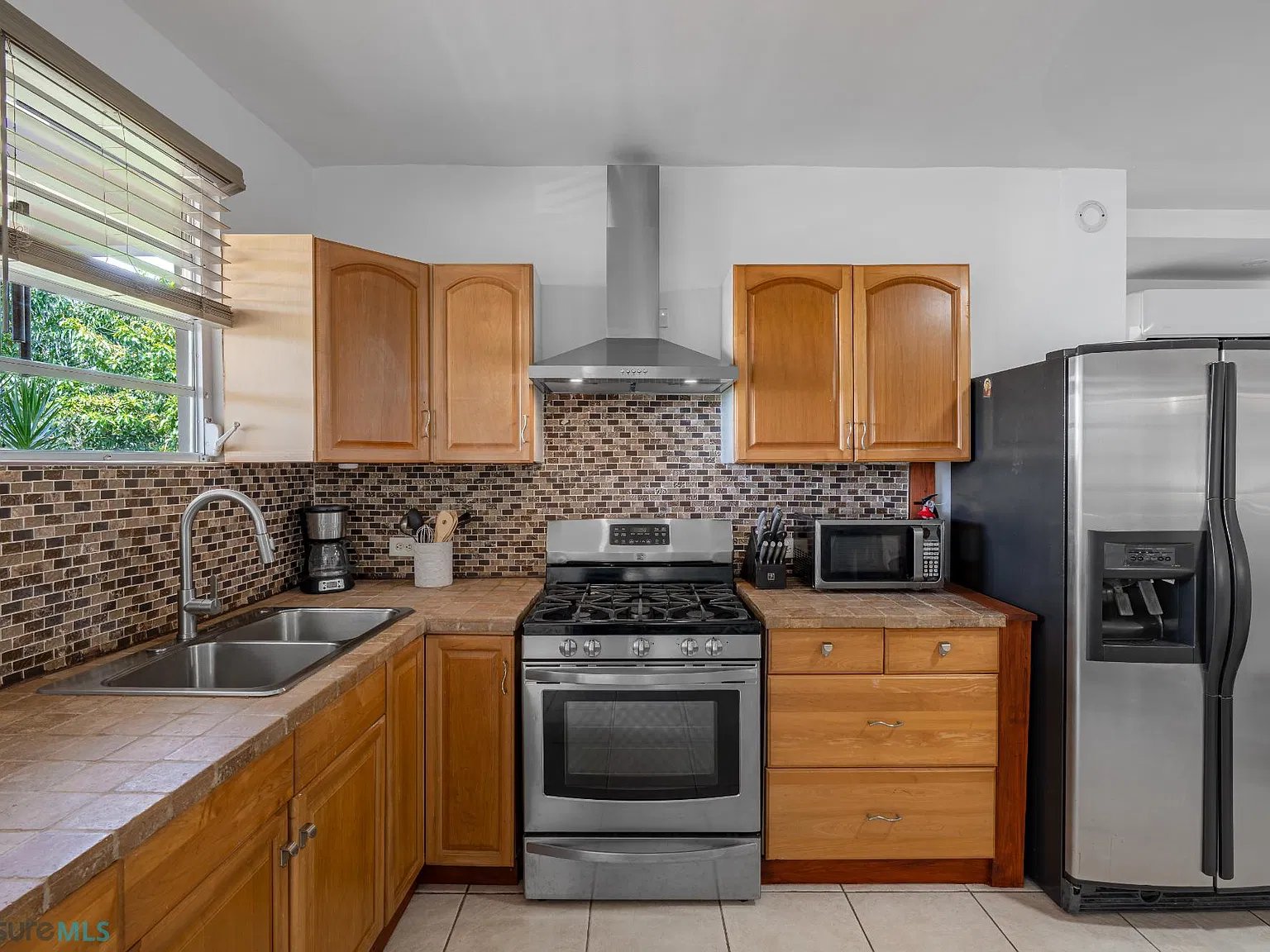 2 bed, 1.0 bath, 900 sqft, $2,000 — Photo 4