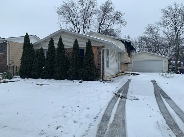 1815 225th Pl, Sauk Village, IL 60411