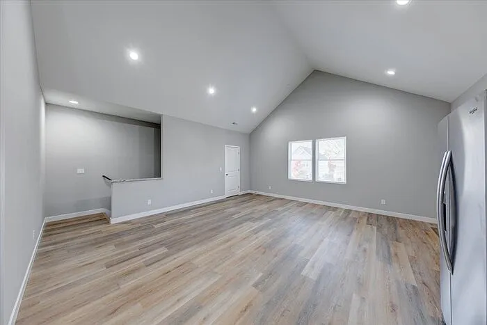 2751 Guilford Ave #B — Photo 23