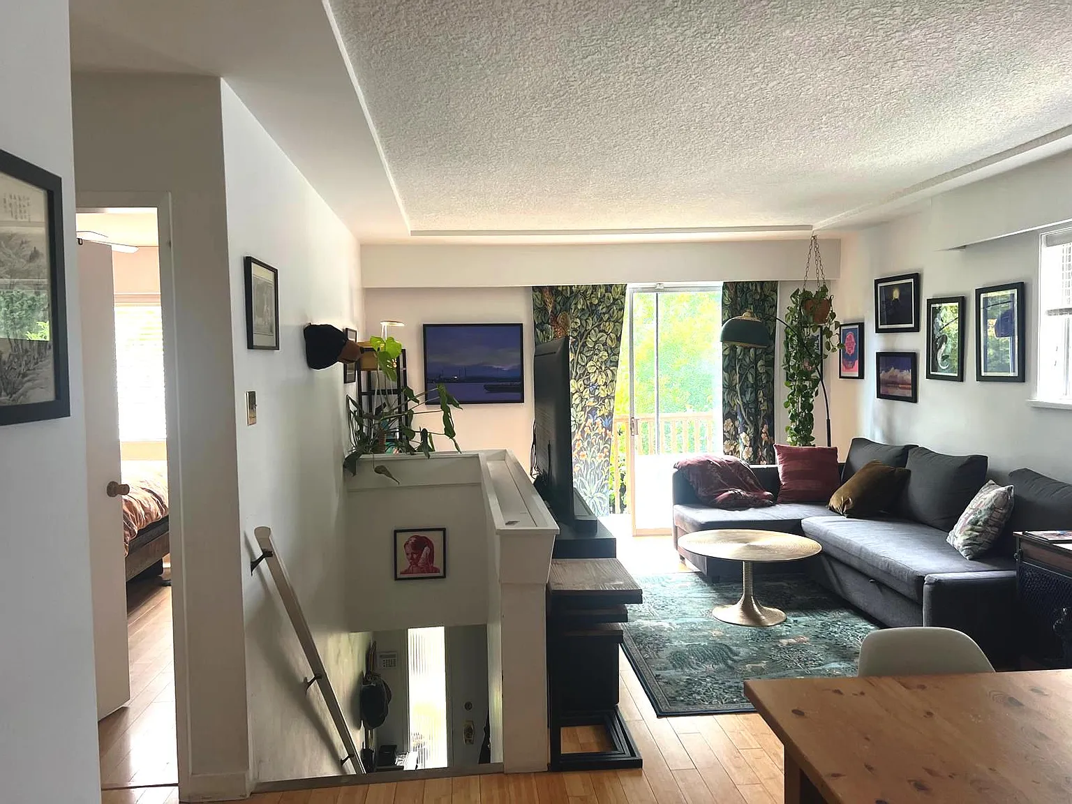 2129 William Street — Photo 1