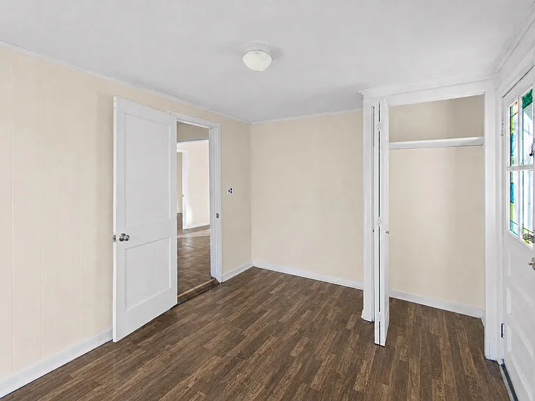 317 W Maddux St — Photo 14