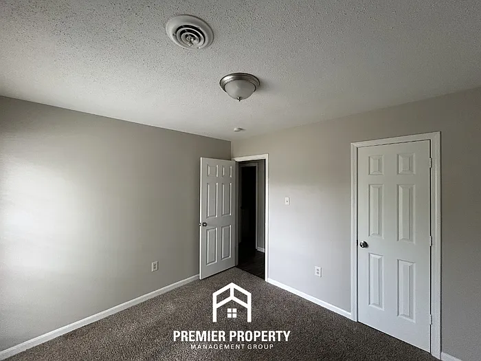 970 Millcreek Pl — Photo 14
