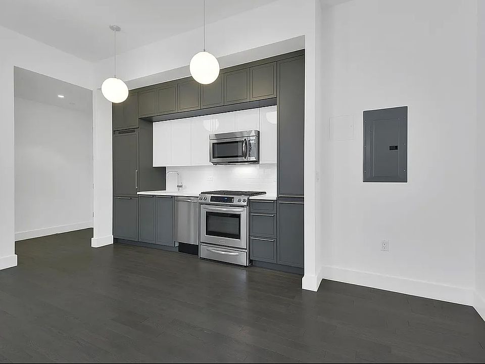 1st image of 416 W 52nd St APT 525