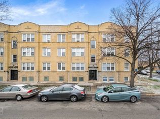 6205 W 21st St #11, Berwyn, IL 60402