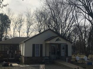 313 1st St, Mead, OK 73449