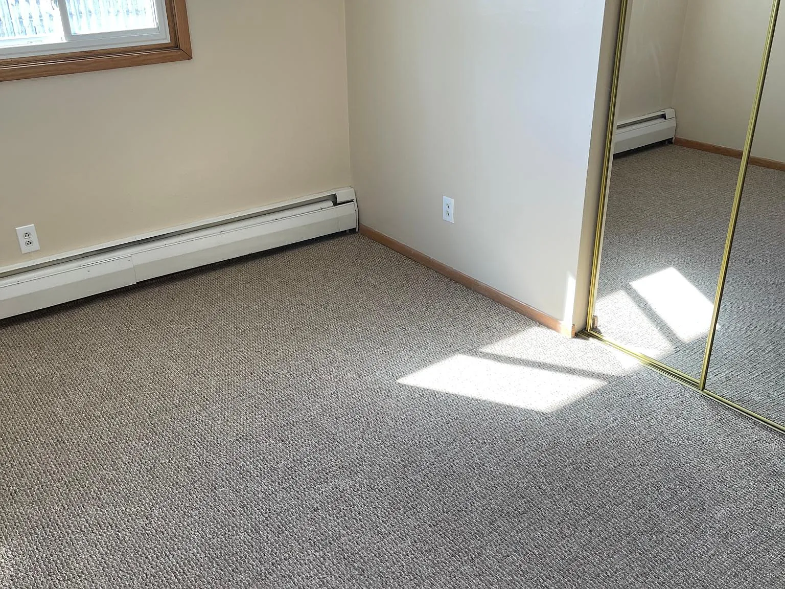 2 bed, $1,150 — Photo 3