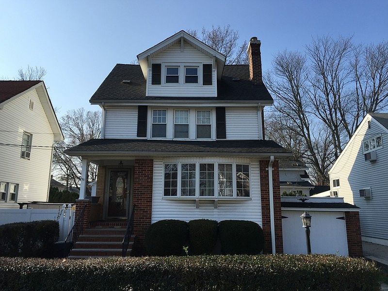 1st image of 100 Ramblewood Ave