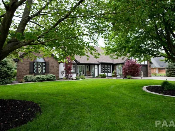 49 Oak Ridge Point, Morton, IL 61550