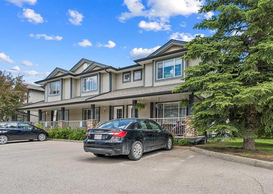1st image of 123 W Stonemere Pl