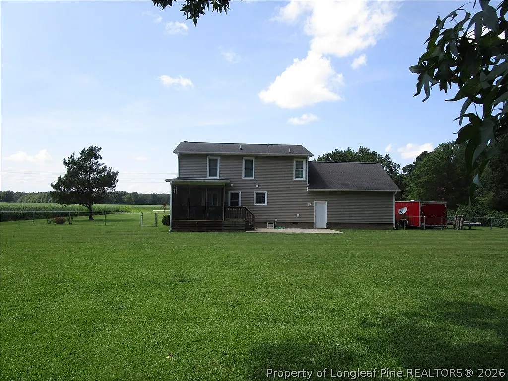 3 bed, 2.5 bath, 1713 sqft, $2,000 — Photo 3