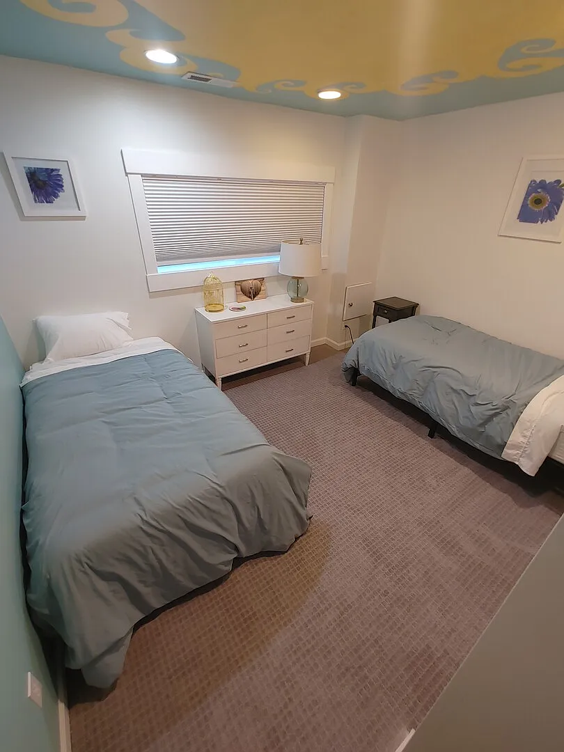 Kirkland Juanita Beach Neighborhood House — Photo 2