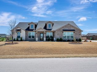 169 Oak Grove Dr, Rhome, TX 76078