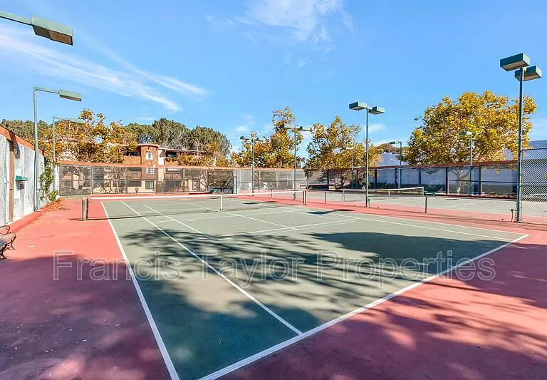 8840 Villa La Jolla Dr #211 — Photo 26