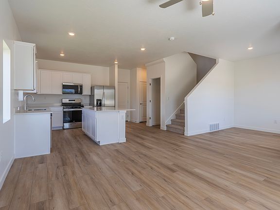 6th image of this home