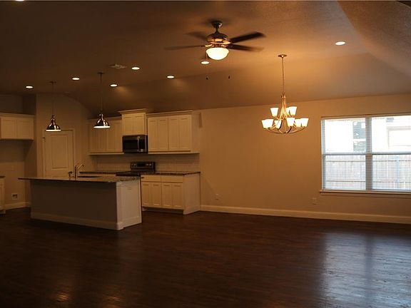 4th image of 1809 Town Creek Cir