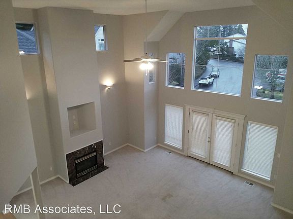 4th image of 8572 SW Charlotte Dr