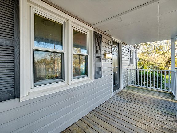 3rd image of 109 Belton Ave