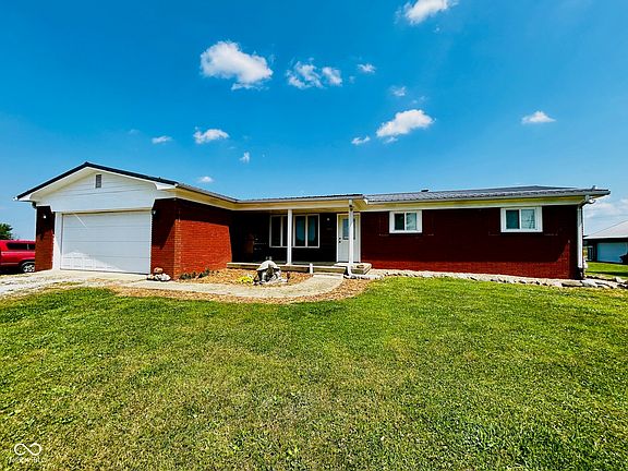 3rd image of 2465 E County Road 1200 N