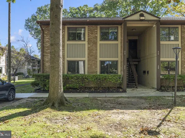 115 E Kings Hwy Unit 412, Maple Shade, NJ 08052