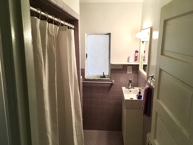 1104 Portland St #1 — Photo 6